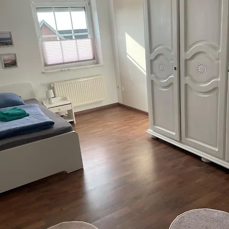Mit Garten Und Stellplatz * Grossenaspe